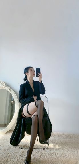 妻子的秘密儿子_BD英语在线观看视频