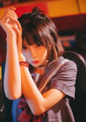 《课中坏事》无删减_1080P迅雷电影在线